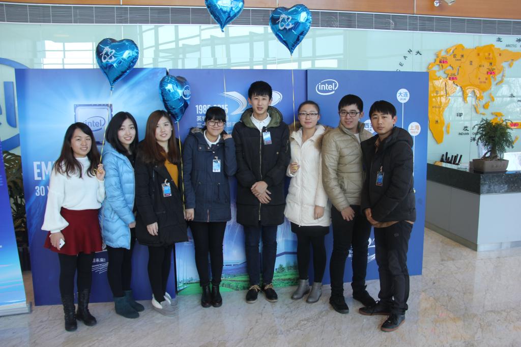 我院8名同学参加“One day @Intel” 体验活动
