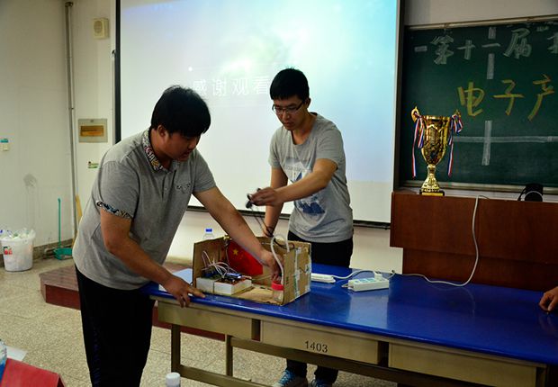 参赛选手介绍作品