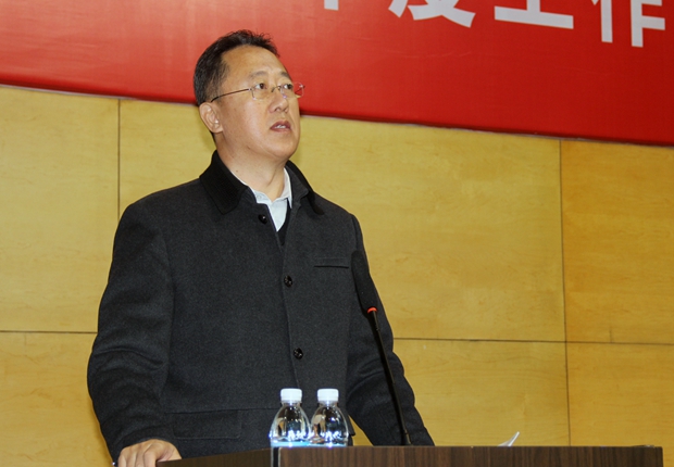 郭玉铸书记作学院党委工作报告