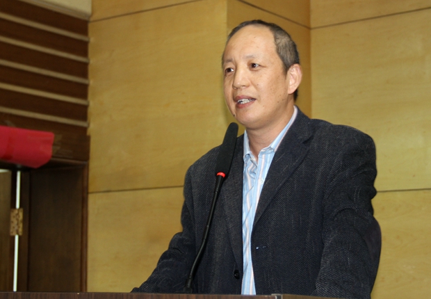 徐其怀馆长主持讲座